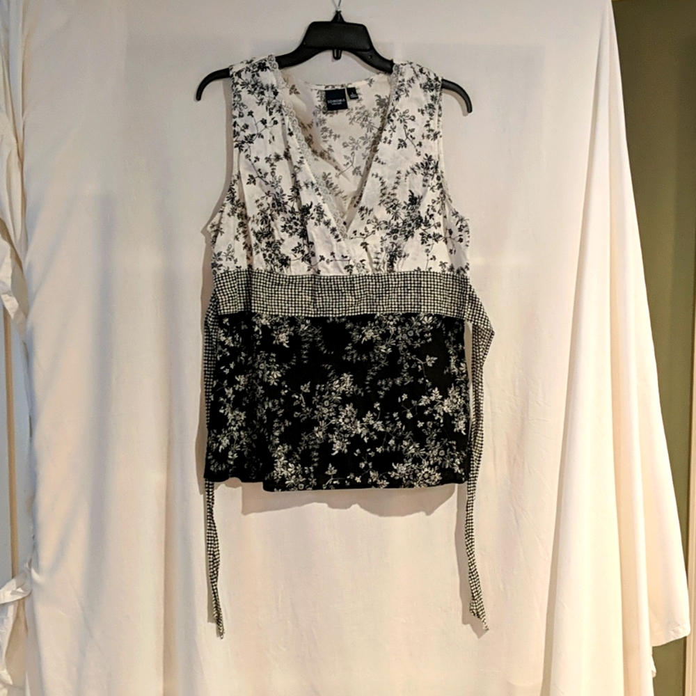 Sonoma women's top in L.